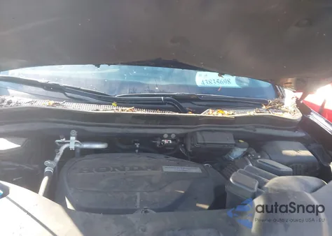 2019 Honda Passport Touring z USA, uszkodzony, nr VIN 5FNYF8H9XKB002832